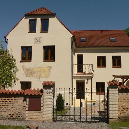 Penzion Speller Vysoky Ujezd  Luaran gambar